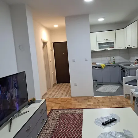 Jaca Apartment Tuzla